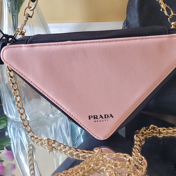 Prada triangle beauty pouch - Picture 12 of 16